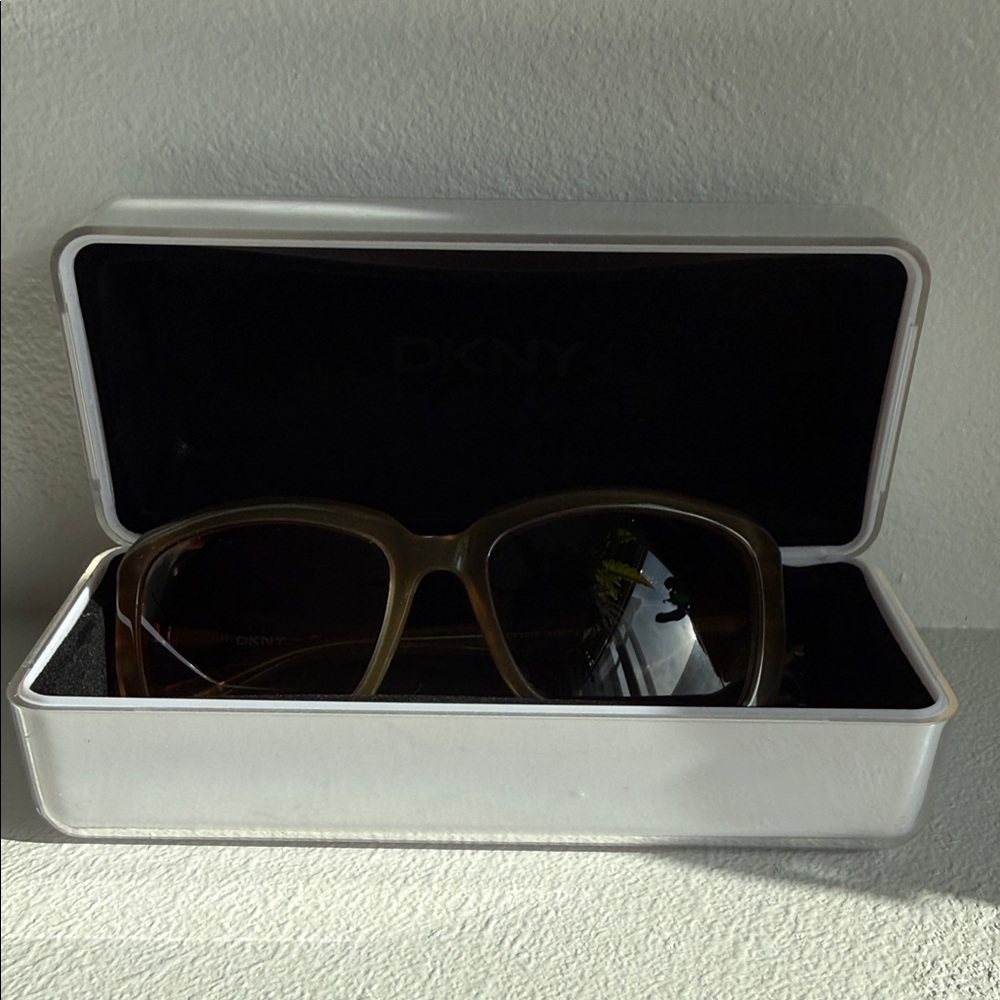 DKNY Brown Sunglasses with White Case